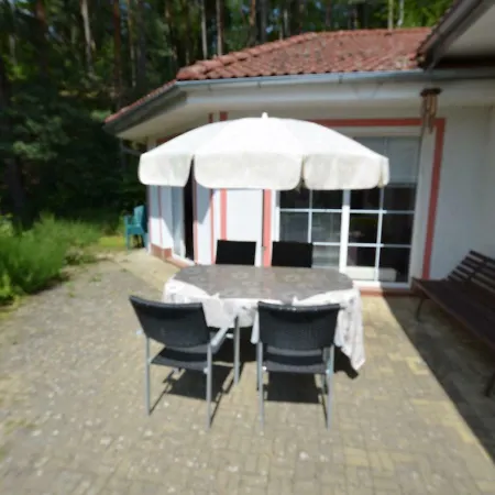 Comfortable Detached House With Large Garden Holiday home *